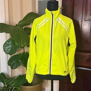 SUGOI High-Visibility Yellow Cycling Jacket Size S